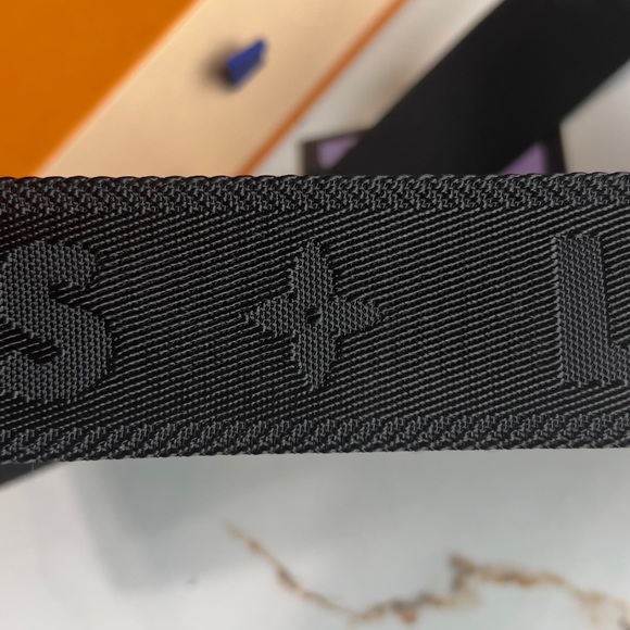 Louis Vuitton Black Strap with Gold Hardware - Picture 15 of 16